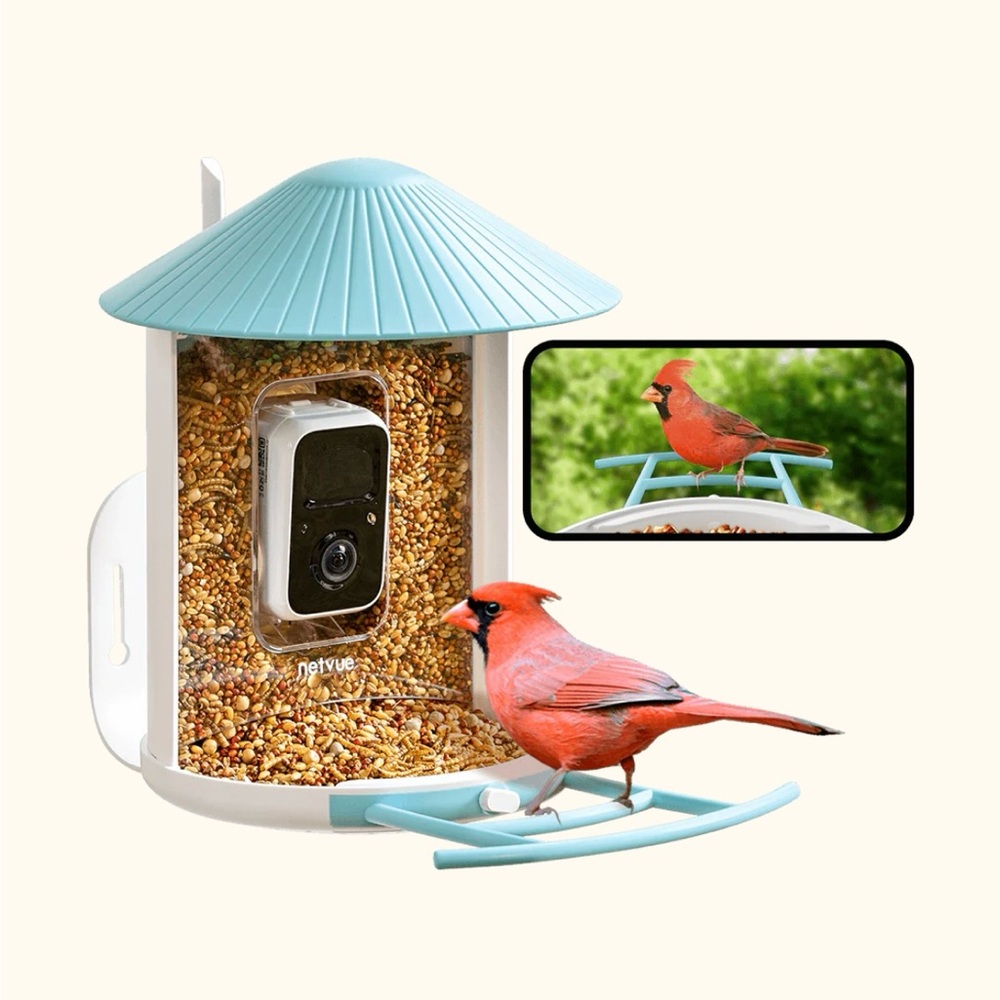 Net View Birdfy Feeder. NEW! Opened box but never used. Still in box